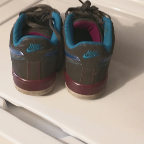 Nike Air Prestige 3 Low size 7.5 - Picture 3 of 4